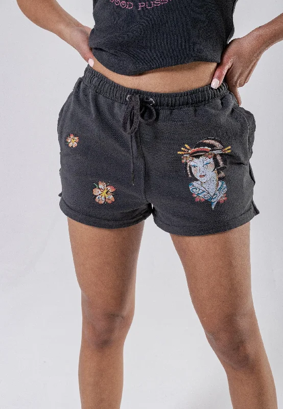 Geisha-Blossom Runner Short - Washed Black