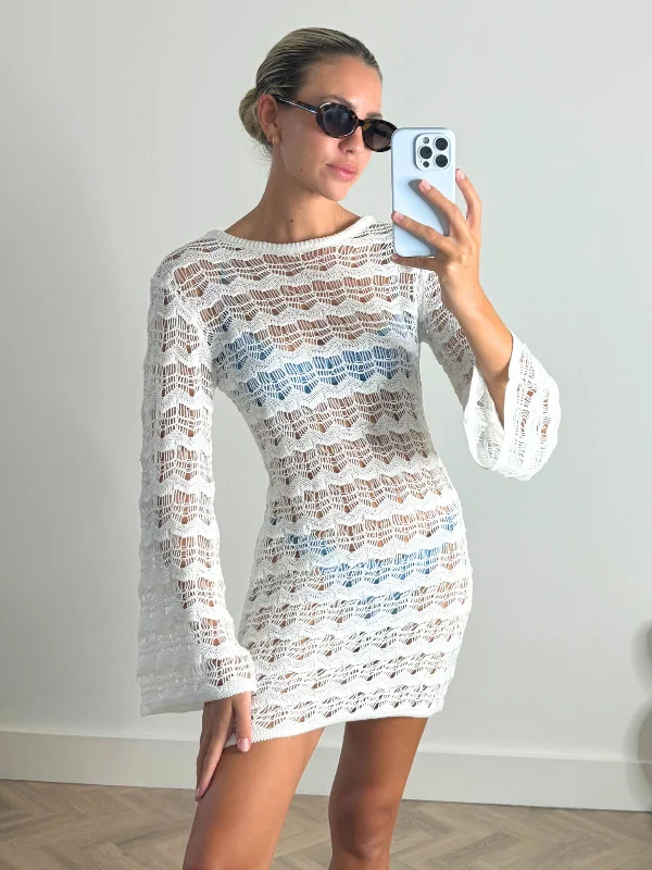 NEW FIT Ocean Long Sleeve Lace Back Mini dress / White